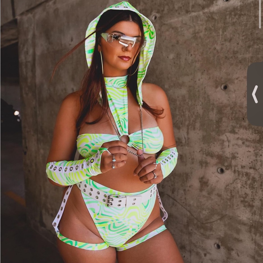 Tasteful Girl Set 🍬 - Picture 3 of 3